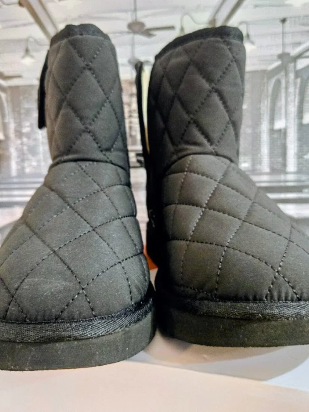 Intelligent Heated Boots Black Quilted Rechargeable NIB Sz W8/M6.5